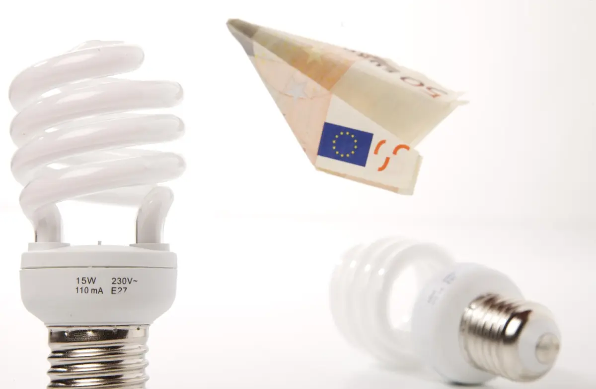 Voordelen hybride warmtepomp zo bespaar je €900 per jaar